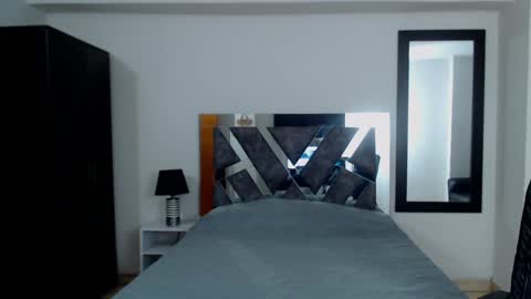 Frank online show from 12/29/24, 03:22