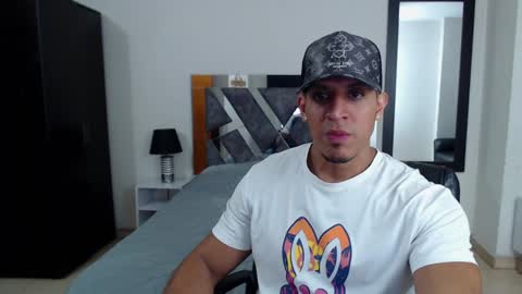 Frank online show from 01/09/25, 03:34