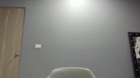 Snapshot of frank_millers chatting on 12/03/25, 06:50 Frank online show from 12/03/25, 06:50