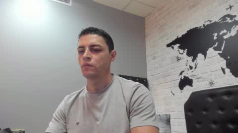 Snapshot of frank_millers chatting on 01/08/26, 11:29 Frank online show from 01/08/26, 11:29