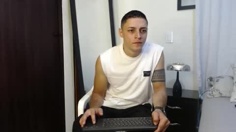 Snapshot of frank_millers chatting on 02/04/26, 01:55 Frank online show from 02/04/26, 01:55