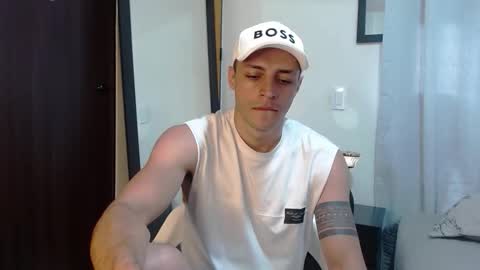 Snapshot of frank_millers chatting on 02/26/26, 08:30 Frank online show from 02/26/26, 08:30