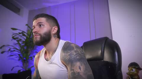 Frank Farrell. Hey remember to give me a thumbs up Ty online show from 04/21/26, 01:42