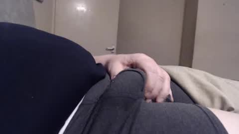 Snapshot of frankiel745 chatting on 03/09/25, 08:31 frankiel745 online show from 03/09/25, 08:31