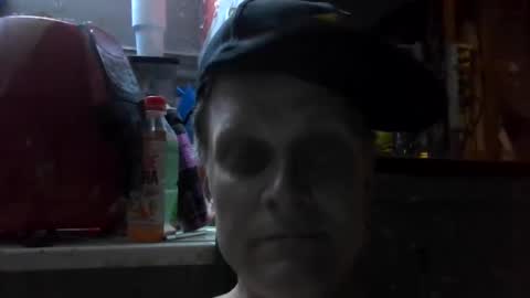 Snapshot of franklyzappa chatting on 12/27/24, 12:01 Girth Brookes online show from 12/27/24, 12:01