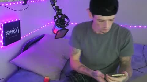 Snapshot of frankoafterdark chatting on 09/08/25, 11:15 Franco online show from 09/08/25, 11:15