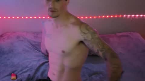 Snapshot of frankoafterdark chatting on 09/13/25, 01:38 Franco online show from 09/13/25, 01:38