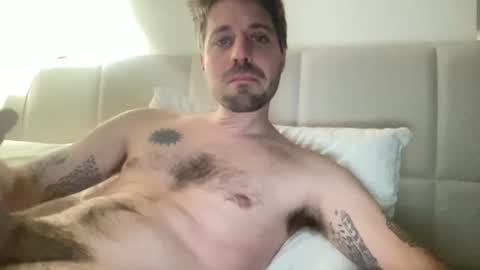 Snapshot of frankybiiig chatting on 01/23/25, 09:50 thegoodandbiiig online show from 01/23/25, 09:50