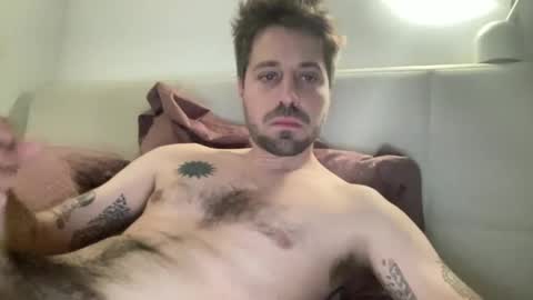 Snapshot of frankybiiig chatting on 01/26/25, 09:51 thegoodandbiiig online show from 01/26/25, 09:51