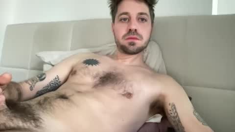 Snapshot of frankybiiig chatting on 03/10/25, 09:53 thegoodandbiiig online show from 03/10/25, 09:53