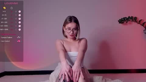 Frann online show from 11/26/25, 03:24