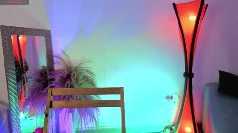 Fransheska online show from 04/22/26, 11:56