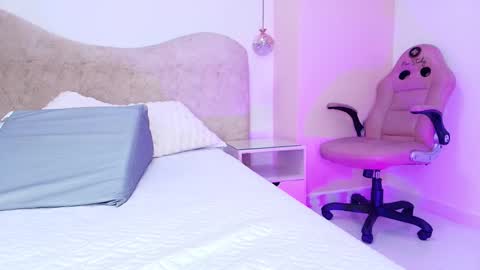 Snapshot of franyeli_5 chatting on 11/09/25, 07:12 FRANYELY online show from 11/09/25, 07:12