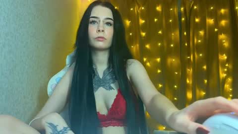Snapshot of frau_basted chatting on 02/22/25, 03:25 mistress Bastet and mintcola online show from 02/22/25, 03:25