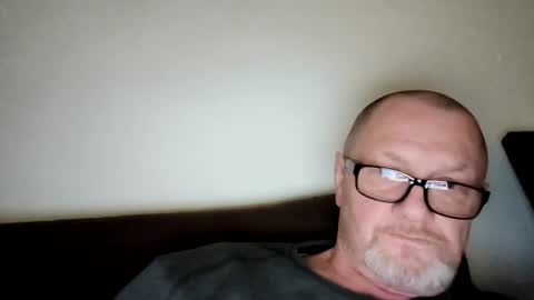 Wolfi online show from 02/25/26, 09:19