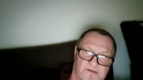 Wolfi online show from 03/26/26, 08:20