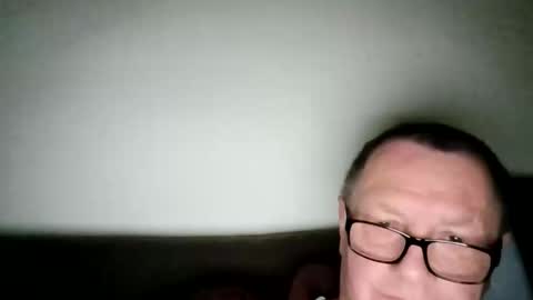 Wolfi online show from 03/29/26, 07:30