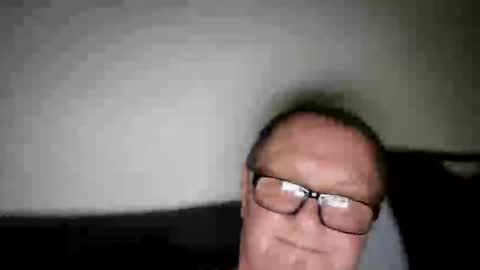 Wolfi online show from 03/30/26, 06:36