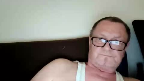 Wolfi online show from 04/01/26, 07:31