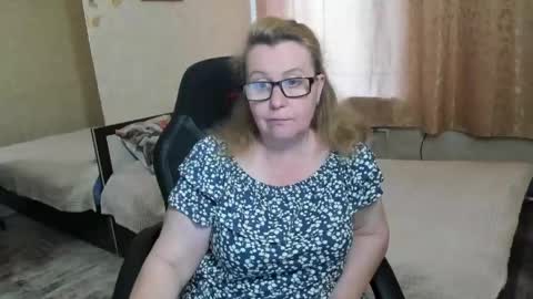 Snapshot of fraumartha chatting on 05/01/26, 12:43 FrauMartha online show from 05/01/26, 12:43
