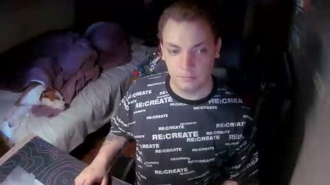 freak_azoid online show from 12/19/25, 01:51