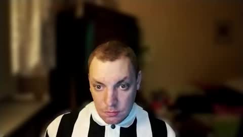 freak_azoid online show from 04/26/26, 12:41