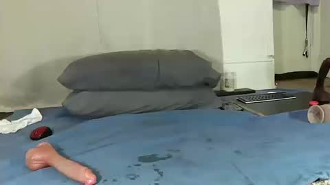 freakdadlong56 online show from 10/18/25, 05:14