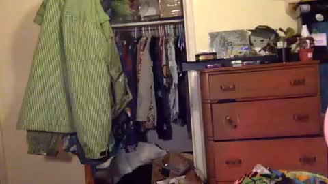 Squirrel twink online show from 03/22/26, 09:34