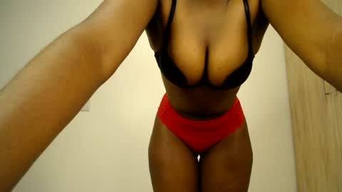 Snapshot of freaky_ass chatting on 06/14/26, 11:45 Berry online show from 06/14/26, 11:45
