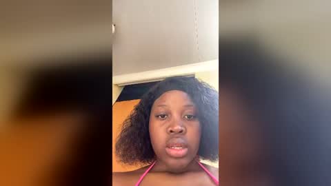 Freaky Blue online show from 07/06/26, 11:07