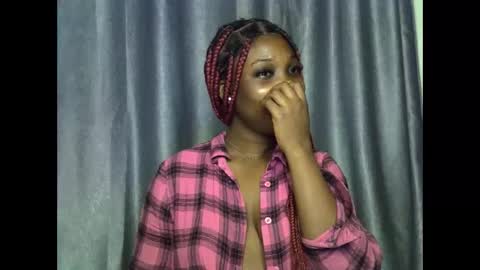 Snapshot of freaky_brula chatting on 09/16/25, 12:44 freaky brula online show from 09/16/25, 12:44