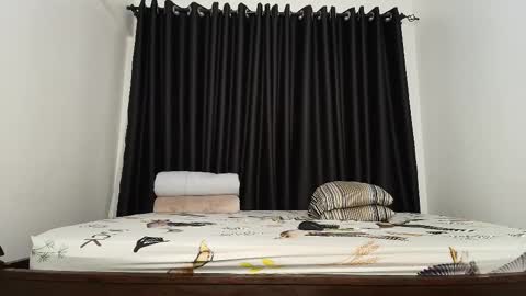 freaky_bunnies online show from 02/07/26, 07:28