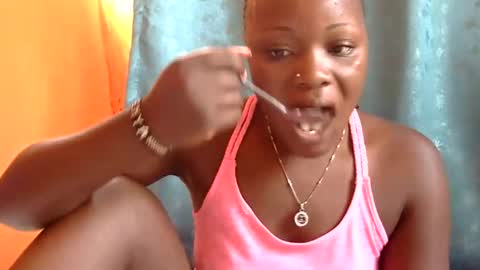 freaky_dolly online show from 01/10/25, 07:57