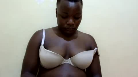 freaky_dolly online show from 02/11/25, 06:01