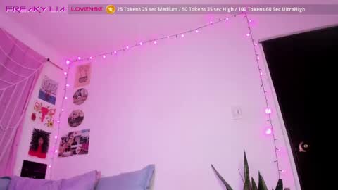 Lia Gomez online show from 02/25/25, 11:22