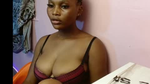 luna online show from 10/26/25, 12:44