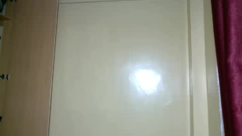 Lyne online show from 04/18/26, 08:18