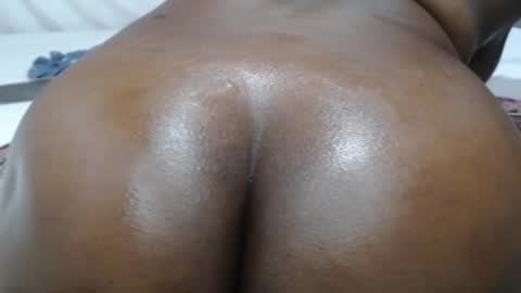 maxy online show from 03/10/25, 05:11