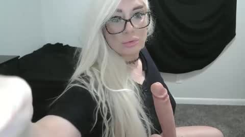 Freaky Barbi online show from 10/08/25, 03:53