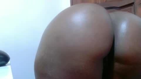 freakycoco1 online show from 03/05/26, 08:54