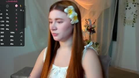 Snapshot of freckle_diyana chatting on 02/07/25, 09:48 Diyana online show from 02/07/25, 09:48