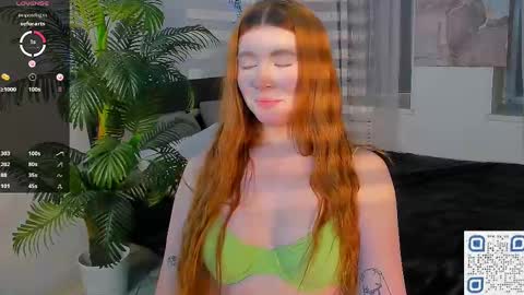 Snapshot of freckle_diyana chatting on 02/24/25, 04:49 Diyana online show from 02/24/25, 04:49