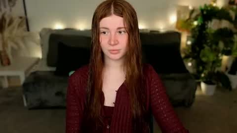 Snapshot of freckle_diyana chatting on 06/12/26, 07:07 Diyana online show from 06/12/26, 07:07