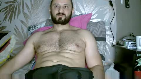 fred online show from 10/25/25, 05:40