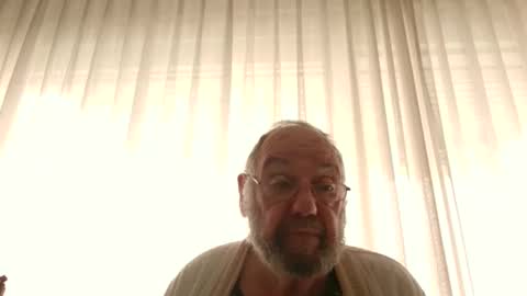 Snapshot of fredaldavid chatting on 10/19/25, 08:37 David Fredal online show from 10/19/25, 08:37