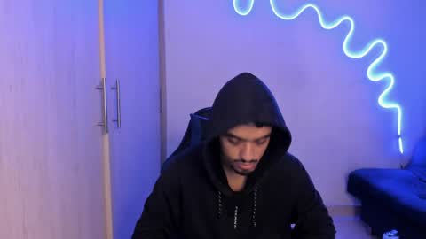 valeria online show from 04/20/26, 12:19