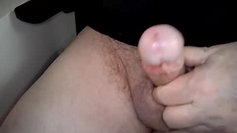 Snapshot of freddie300 chatting on 02/26/26, 08:35 freddie300 online show from 02/26/26, 08:35