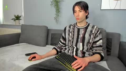 Freddie online show from 04/25/26, 11:46