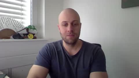 freddow online show from 02/17/25, 02:59