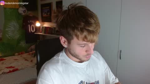 Snapshot of freddy_star chatting on 12/10/24, 08:38 Frederick Perin online show from 12/10/24, 08:38